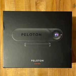 Peloton Guide in Black